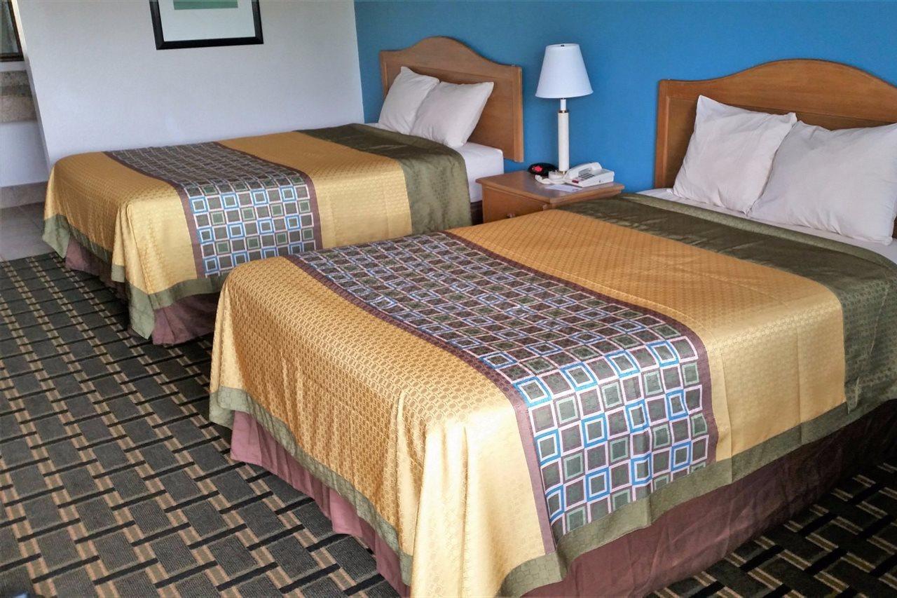 Americas Best Value Inn Елизабеттаун Екстериор снимка