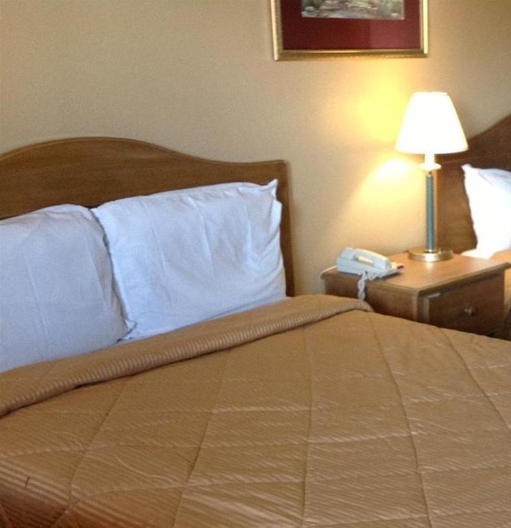 Americas Best Value Inn Елизабеттаун Стая снимка